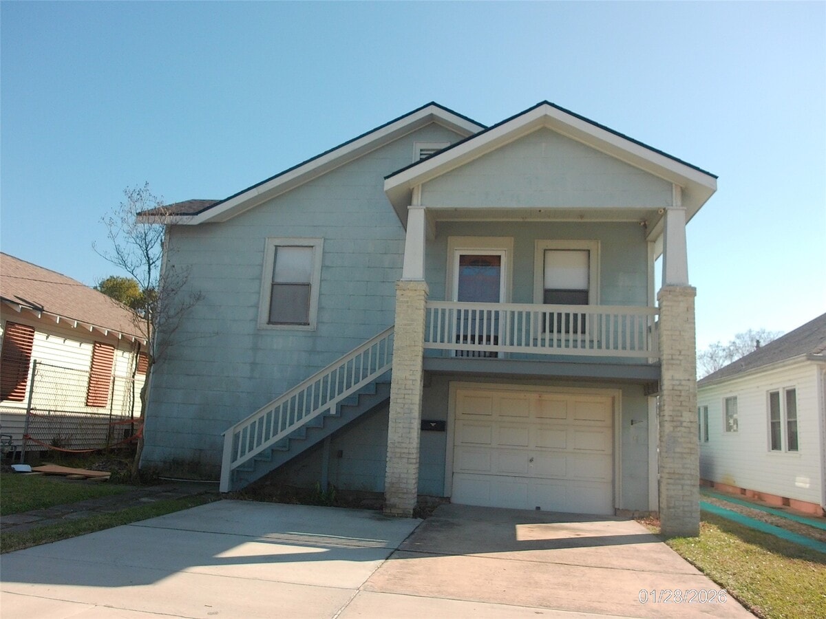 Photo - 4619 Ave S
