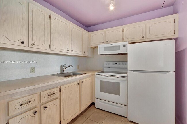147 Brighton Dr Unit D