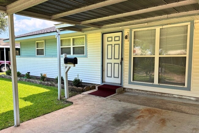 Photo - 3212 Thornwood Dr