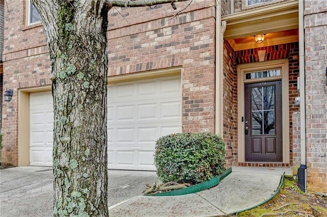 Photo - 979 Parkside Wood Ct