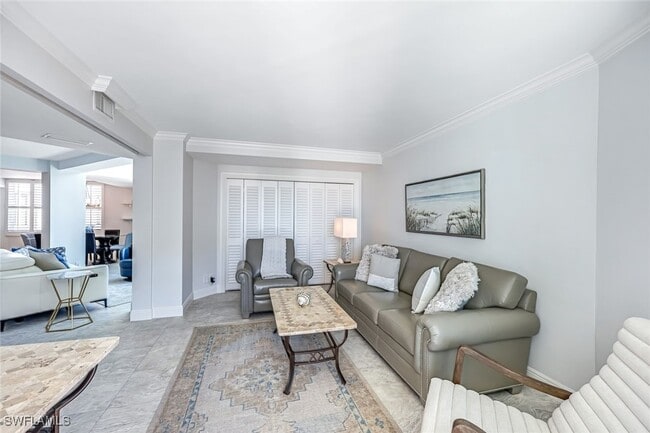 Building Photo - 4041 Gulf Shore Blvd N Unit 1108