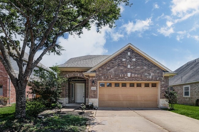Building Photo - 6107 Nicholas Ln