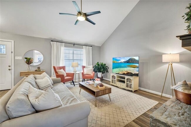 Photo - 1808 Sylvia Ln