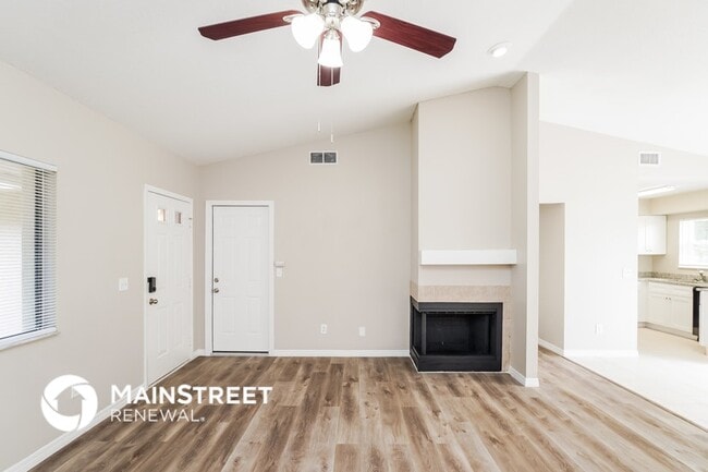 Photo - 106 Cranfield Ct