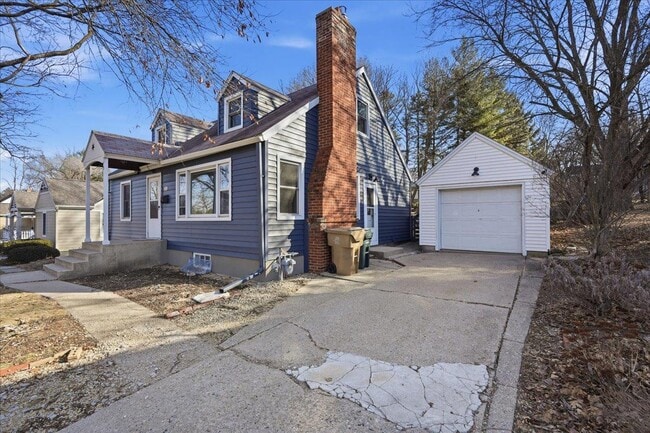 Photo - 313 S Midvale Blvd