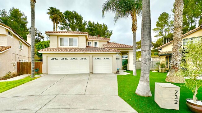 Beautiful and Spacious Two-Story Home with... - Beautiful and Spacious Two-Story Home with...