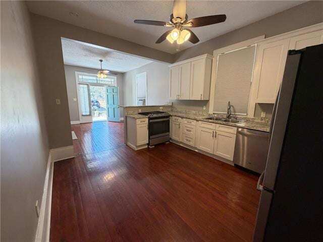 Photo - 8421 Cohn St