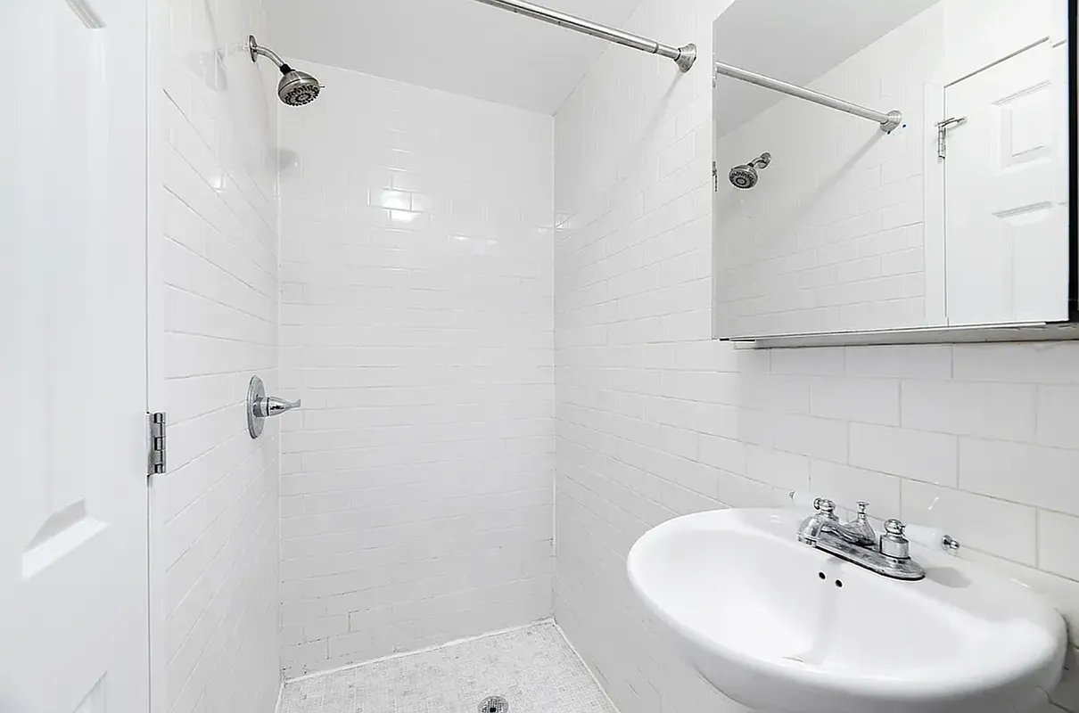 Photo - 316 W 14th St Unit 22