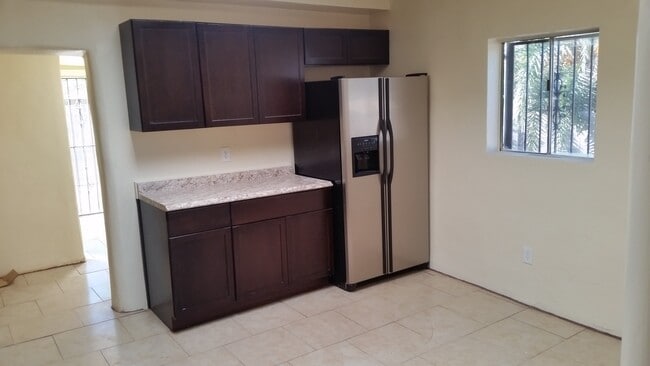Photo - 711 N Queen Ave