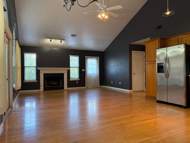 Photo - 13301 Kanis Rd