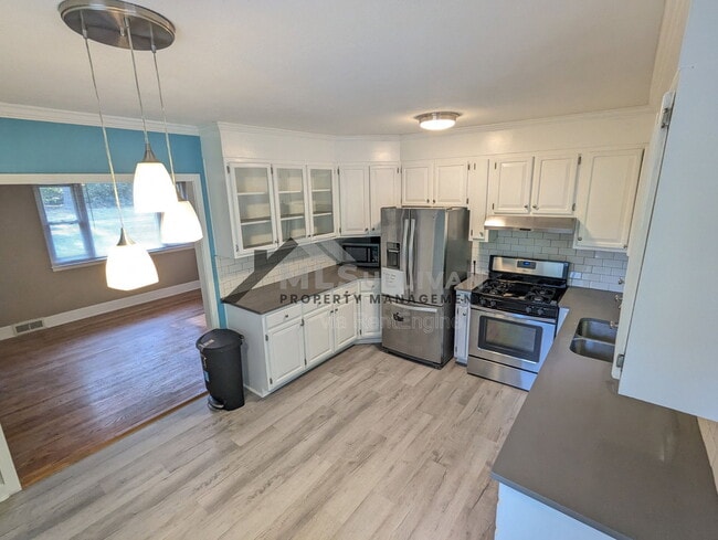 Photo - 3126 Dixon Rd