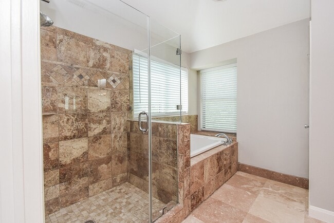 Building Photo - 3030 Great Lakes Ave