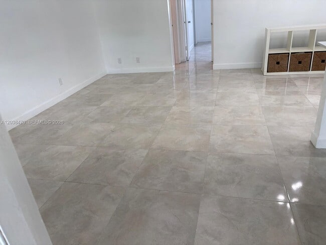 Photo - 541 Blue Heron Dr Unidad 215