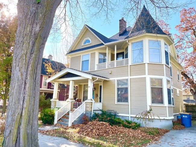 Photo - 2 bedroom in Heritage Hill