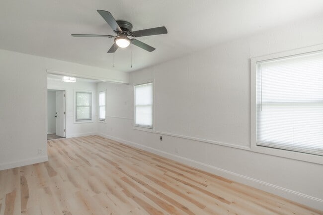 Photo - Updated 2 Bed in El Reno