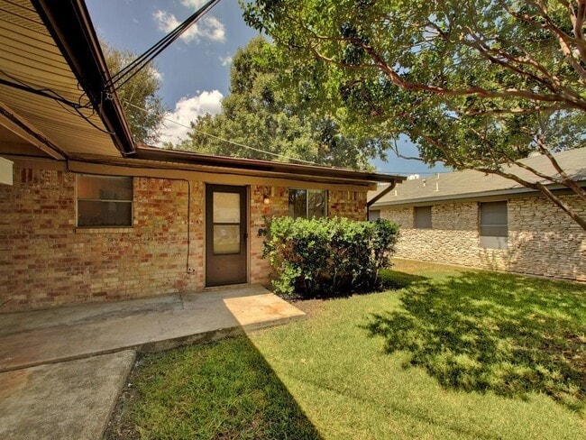 Photo - 8516 Hathaway Dr