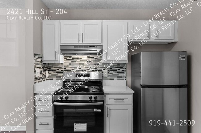 Photo - 2421 Hill St Unit 204