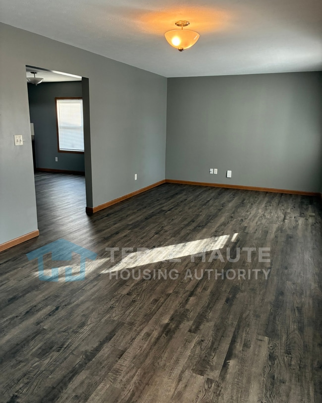 Family Room View 2 - 2300 Spruce St