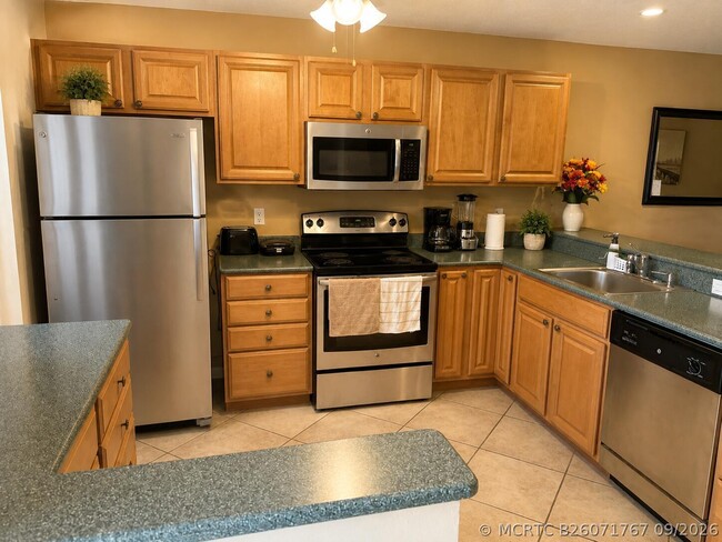 230 NE 26th Ave Unit 404