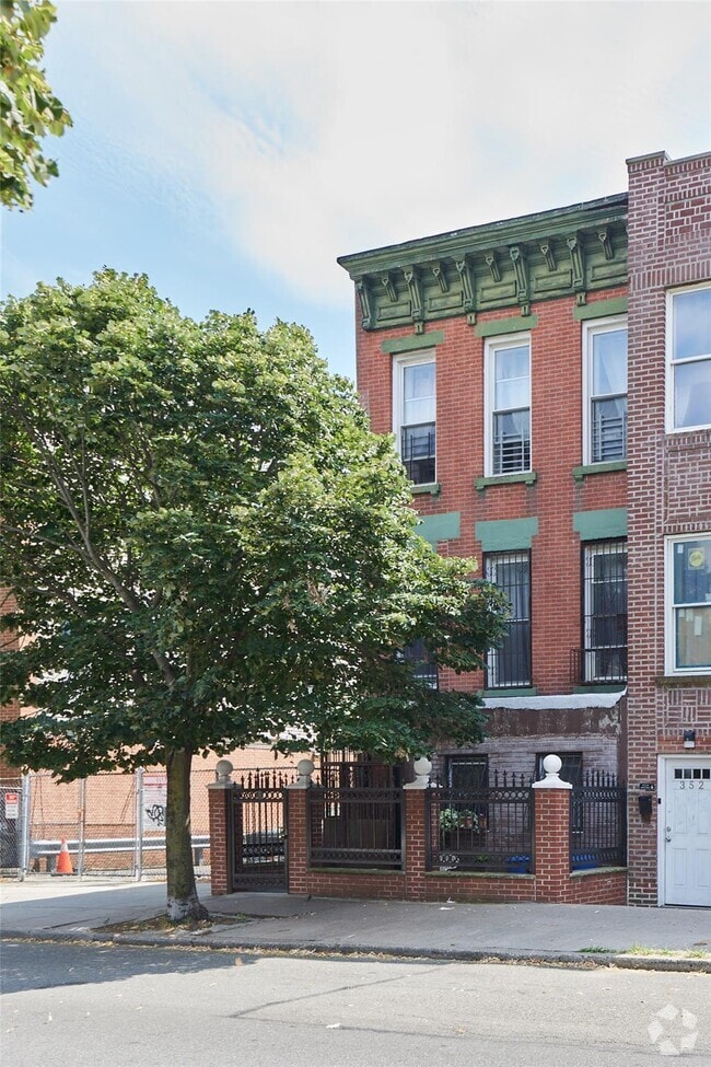 Building Photo - 354 S 5th St Unit #2 Rental