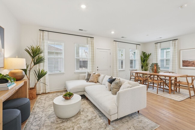 Photo - Hamlet Barclay West - Homes & Townhomes fo...