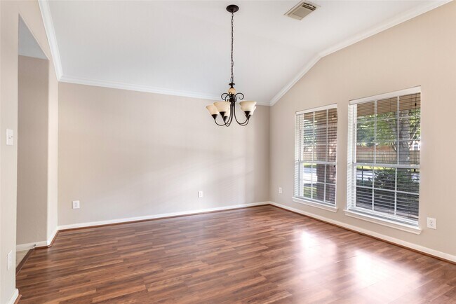 Photo - 20787 Oakhurst Park Dr