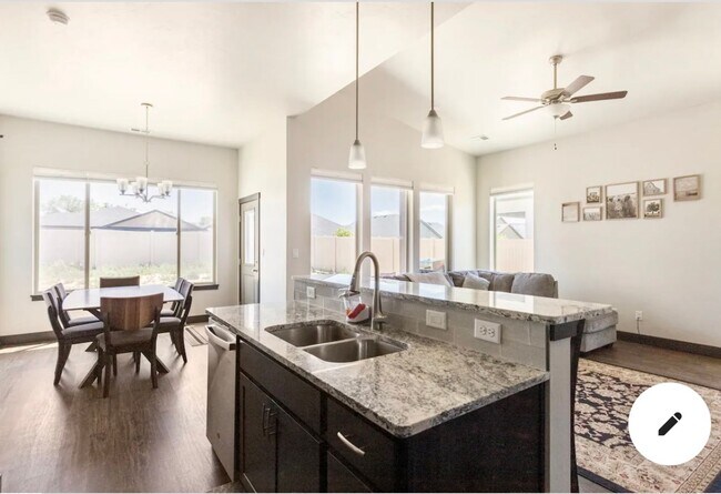 Photo - FURNISHED EXECUTIVE HOME!