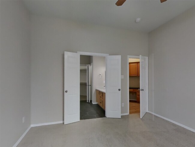 Photo - 2205 Highland Hills Dr