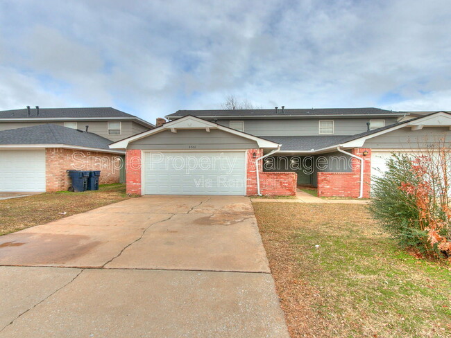 Photo - 8506 Candlewood Dr Townhome