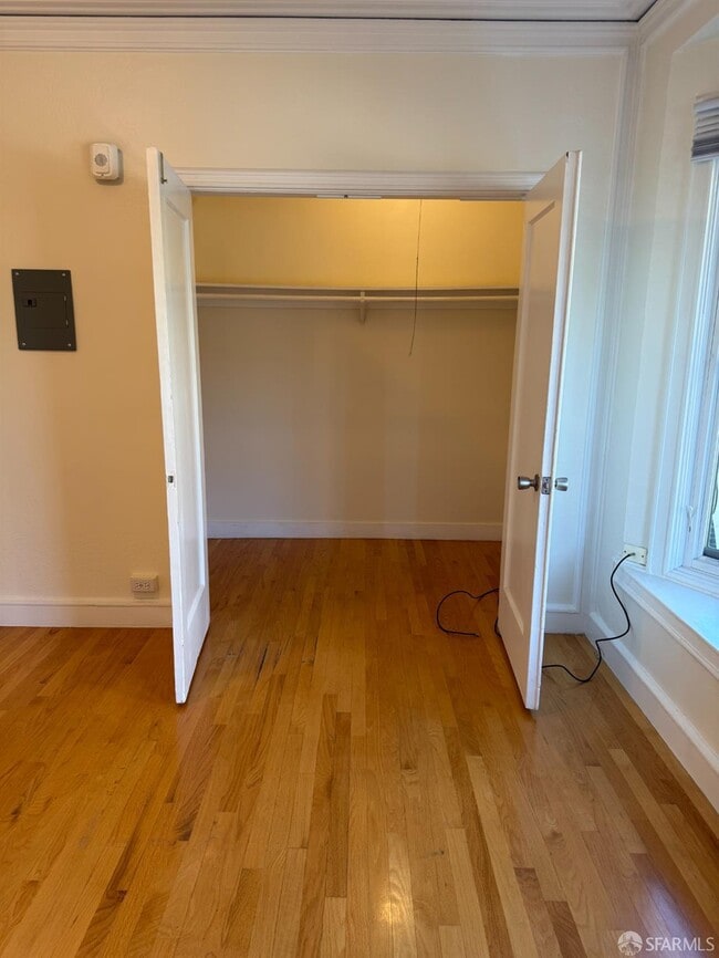 Photo - 3315 Steiner St