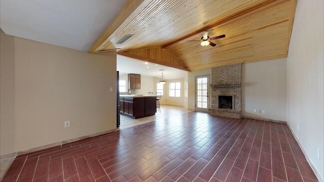 Photo - Northeast El Paso 5bed Refrig A/C house in...