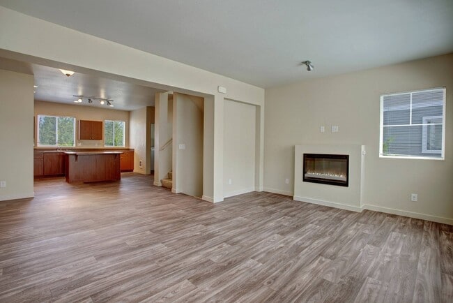 Photo - Brookstone at Edgewater Townhomes