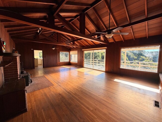 Photo - 809 Browns Valley Rd Unidad B