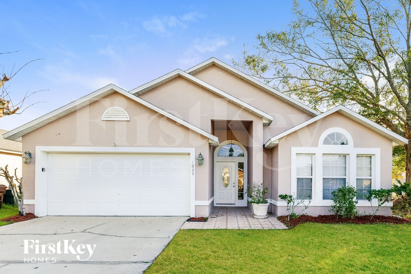 Photo - 1033 Old Barn Rd