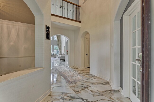 Photo - 18 Wyckham Cir