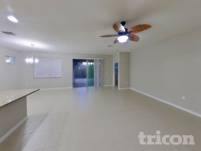 Photo - 13513 Paddington Wy