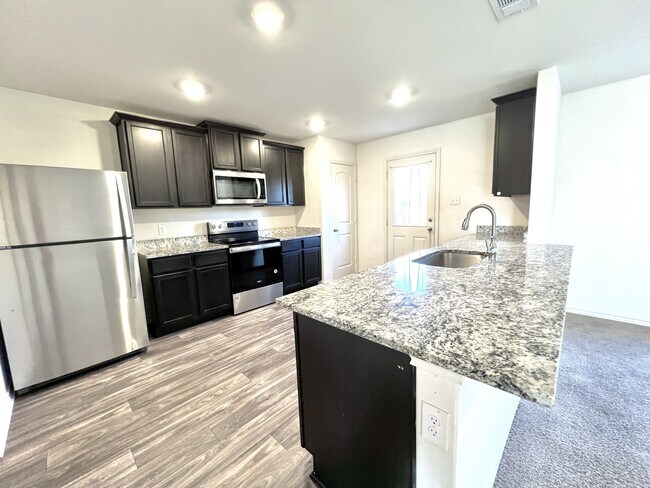 Photo - 113 Sunnymeade Ln