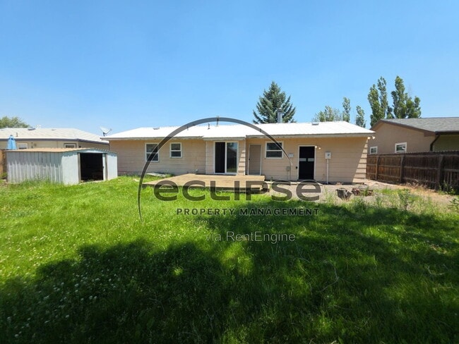 Photo - 721 Lee Dr