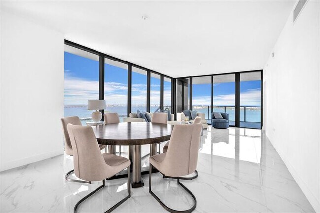 Photo - 700 NE 24th St Unit 4501