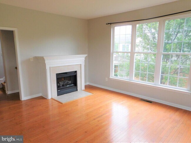 Photo - 907 Serenity Grove Terrace