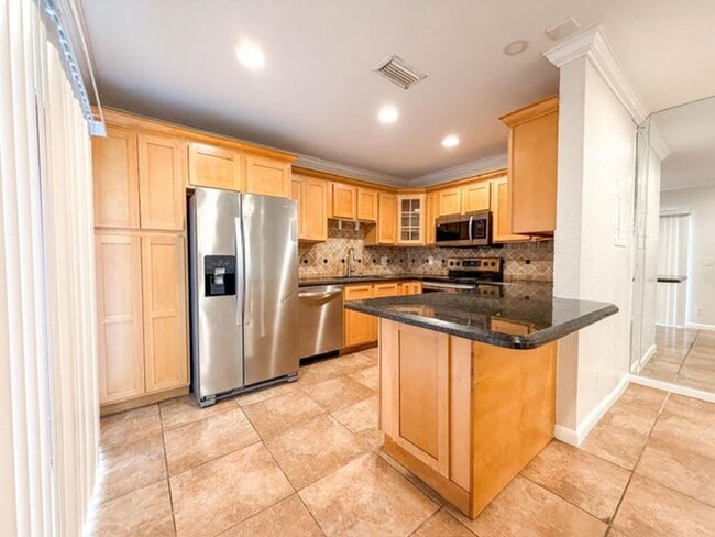 Building Photo - 1827 N Congress Ave