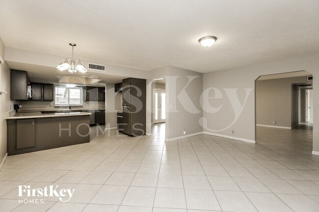 Photo - 2701 N Hartford St