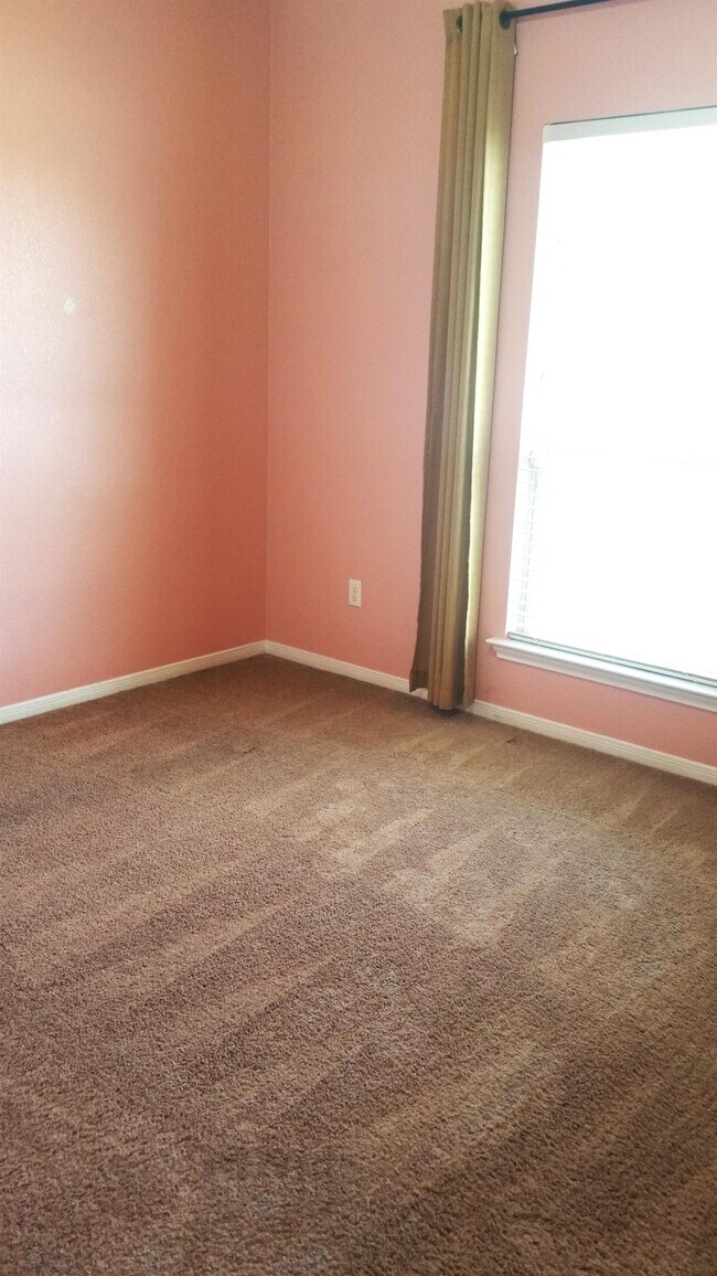 Photo - 10206 Alamosa Ln