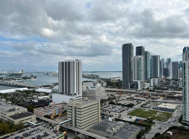 Photo - 1600 NE 1st Ave Unidad 3010