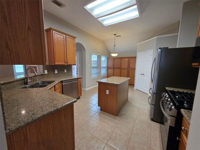 Photo - 5218 Cottonwood Creek Ln