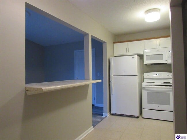 Photo - 101 E Airview Dr