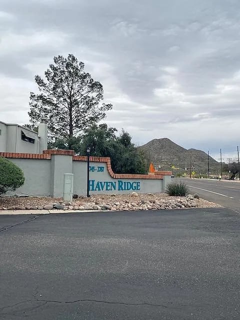 Building Photo - Townhome For Rent