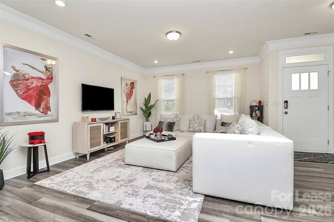 Photo - 2126 Blewett Dr