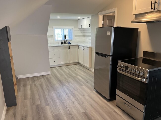 Photo - 40-40 Maple St Unit 38A