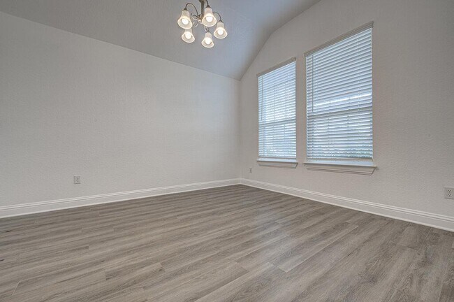 Photo - 20908 Akbash Ln